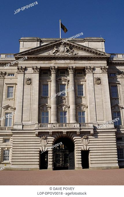 England, London, Buckingham Palace, A view of the front of Buckingham Palace. Buckingham Palace has been the official London residence of British monarchs since...