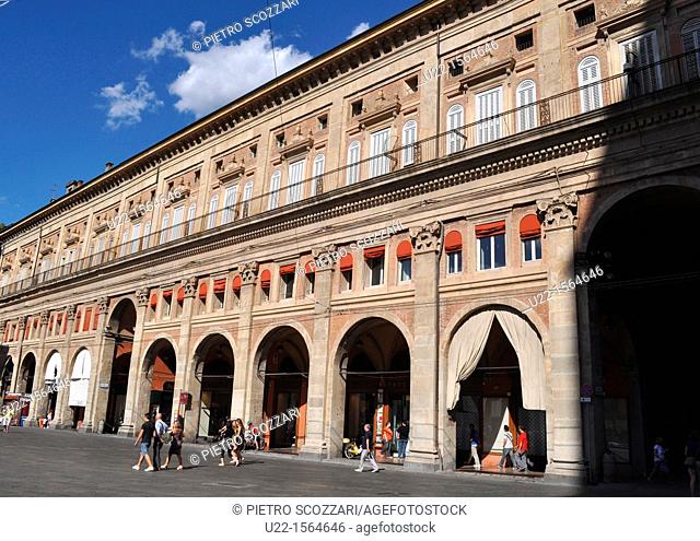 Bologna (Italy): Palazzo dei Banchi, Piazza Maggiore