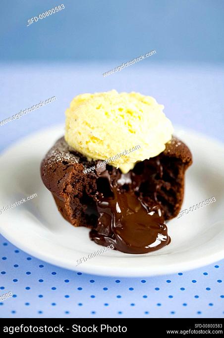 Soft centred chocolate pudding with vanilla ice cream