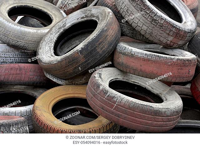 The old tires piled up in a heap