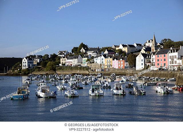Colored houses, Sauzon port, Atlantic Ocean, Morbihan, Bretagne, France