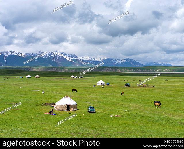 Traditional yurt the Alaj valley in the Pamir Mountains, Asia, Central Asia, Kyrgyzstan
