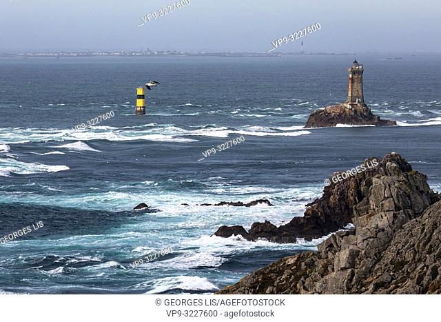 Pointe du Raz, cape and La Vieille lighthouse Finistere, Bretagne, France