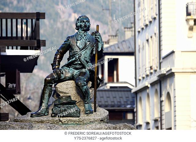Bronze statue of Michel Gabriel Paccard. In 1786, alongside Jacques Balmat, he was the first person to reach Mont Blanc's summit, Chamonix, France, Europe