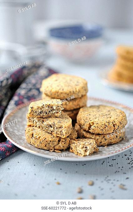 Poppyseed and sunflower seed shortbread cookies