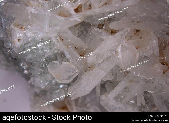 Stilbite crystals in close-up