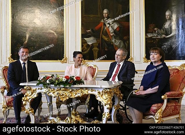 Czech President Milos Zeman, 3rd from left, with his wife Ivana Zemanova, right, meets Hungarian President Katalin Novak, 2nd from left