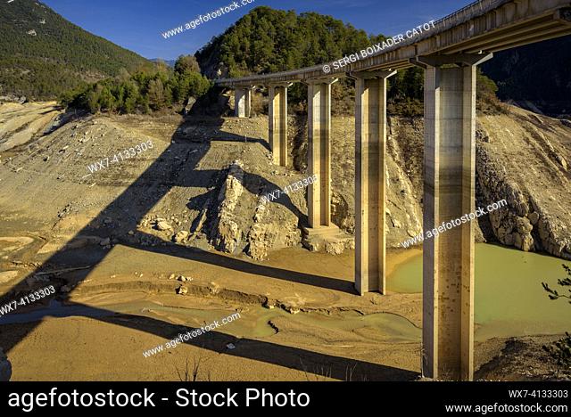 Llosa del Cavall reservoir with a very low water level (26%) during the 2023 drought (Solsonès, Lleida, Catalonia, Spain, Pyrenees)