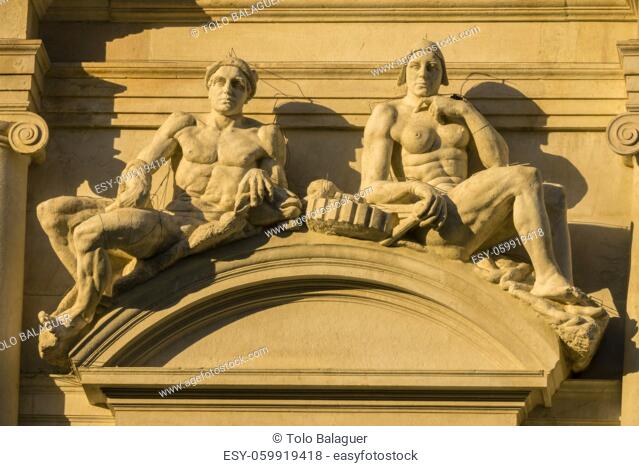 sculptures on the facade of the new palace, Biblioteca Civica Angelo Mai, Vecchia square, upper town, Bergamo, Lombardia, Italy, Europe