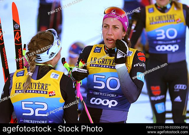 31 December 2021, Bavaria, Oberstdorf: Nordic skiing/cross-country skiing: World Cup, Tour de Ski, 10 km mass start classic, women