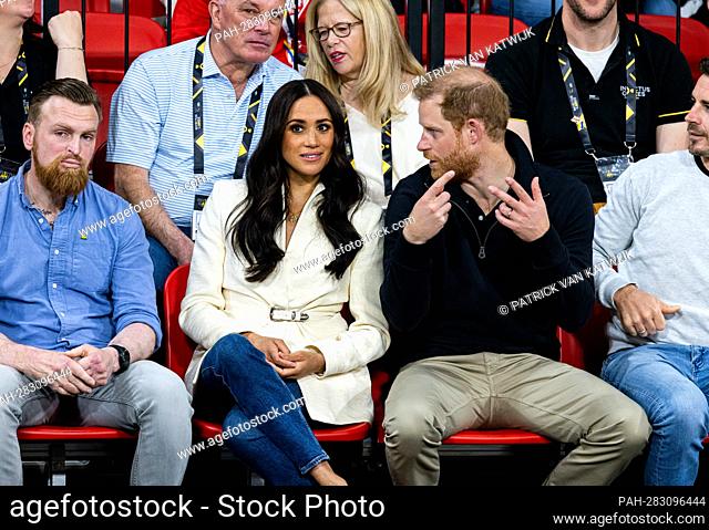 THE HAGUE - Prince Harry Duke of Sussex and Meghan Duchess of Sussex visit the sports during the Invictus Games at Zuiderpark on April 17, 2022 in The Hague