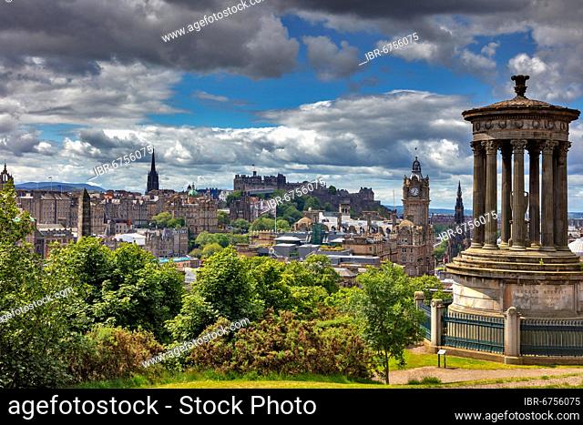 View from Calton Hill with the Dugald Steward Monument over the historic Old Town, Edinburgh, Scotland, United Kingdom, Europe
