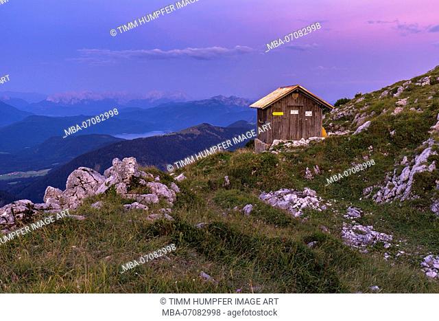 Germany, Bavaria, Bavarian Alpine Foreland, Lenggries, sunrise at the bivouac hut on the Benediktenwand (mountain)