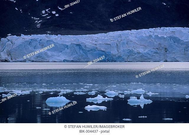 Drift ice, close to Monaco glacier, Spitsbergen, Svalbard, Arctic, Norway