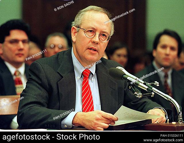 Special Prosecutor Kenneth Starr testifies during a United States House Judiciary Committee hearing on pending Articles of Impeachment against U.S