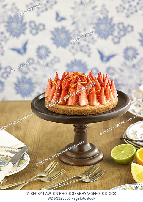 sable con fresas en vertical / Sable with strawberries