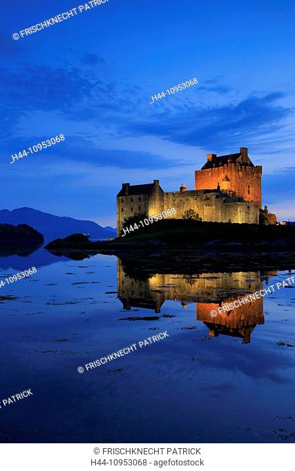 Evening, evening lighting, evening mood, constructions, mountain, mountains, castle, Dornie, dusk, twilight, Eilean Donan Castle, mountains, history, water