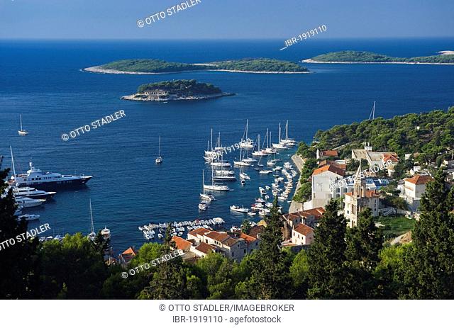 View from Spanjola Fortress over the port and town of Hvar, Hvar Island, Dalmatia, Croatia, Europe