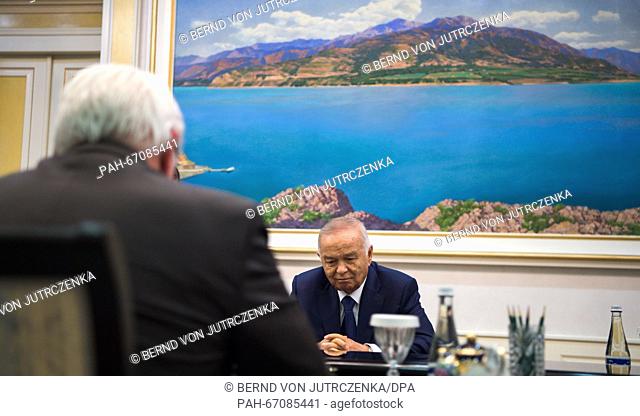 German foreign minister Frank-Walter Steinmeier (L) meets Uzbekistan's President Islam Karimov in Tashkent, Uzbekistan, 30 March 2016