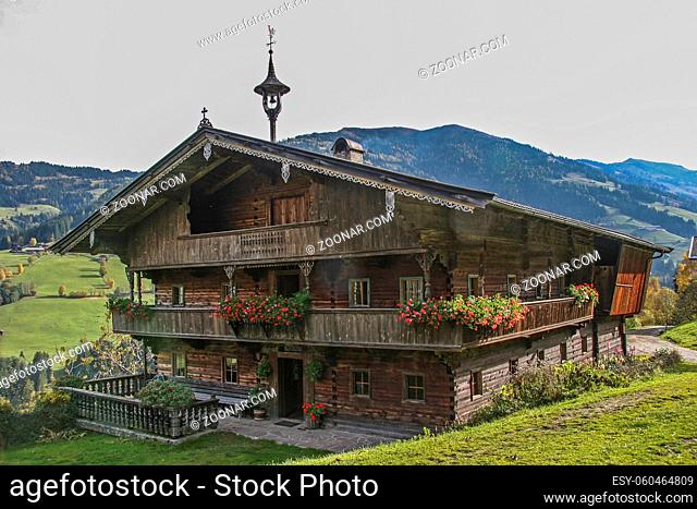 Idylle - alter traditioneller Bauernhof im Zillertal in Tirol