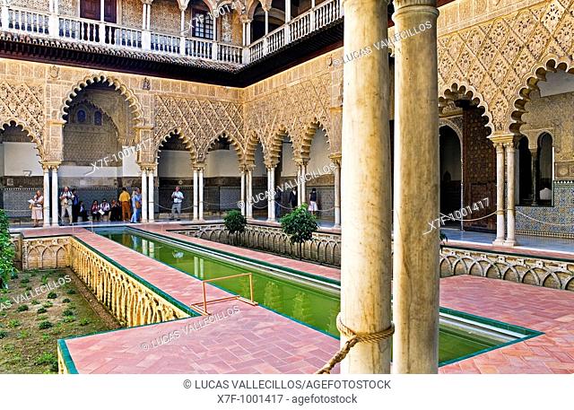 Royal Alcazar  Courtyard of las Doncellas  Seville, Andalusia, Spain