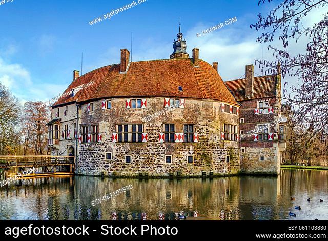 Vischering Castle in Ludinghausen, North Rhine-Westphalia is the most typical moated castle in the Munster region of Germany