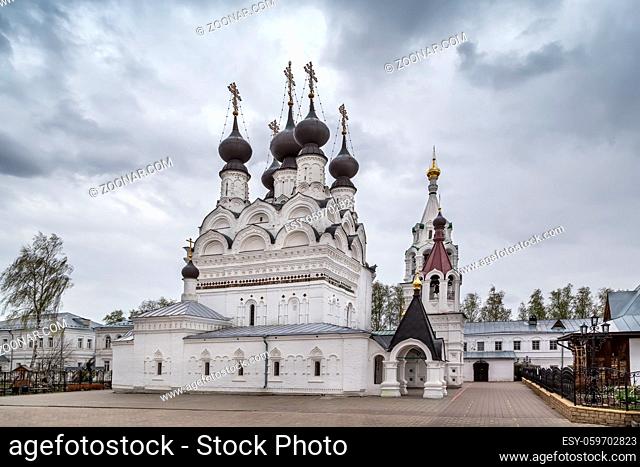 Cathedral of the Life-Giving Trinity in Trinity Monastery, Murom, Russia