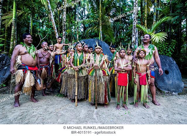 Traditionally dressed islanders, Yap Island, Caroline Islands, Micronesia