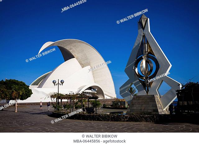 Spain, Canary Islands, Tenerife, Santa Cruz de Tenerife, Auditorio de Tenerife Adan Martin designed by Santiago Calatrava, exterior