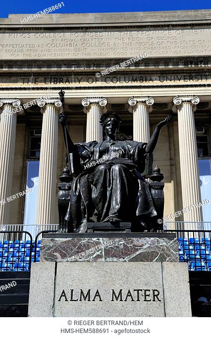 United States, New York, Manhattan, Columbia University, the library and Daniel Chester French's statue Alma Mater