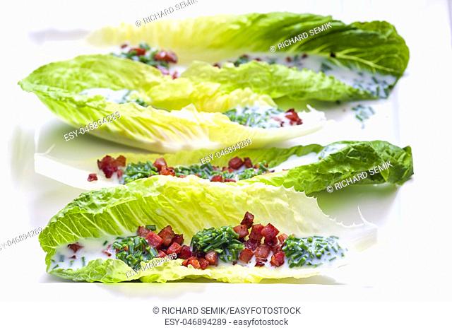 Roman salad with bacon
