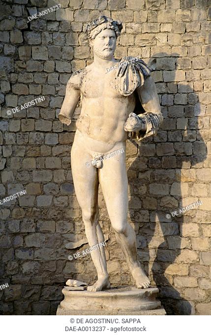 Portico with a copy of a statue of Emperor Hadrian (76-138), Puymin district, Vaison-la-Romaine, Provence-Alpes-Cote d'Azur, France