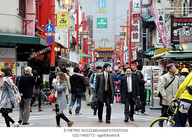 Kobe (Japan): pedestrian street in Chinatown