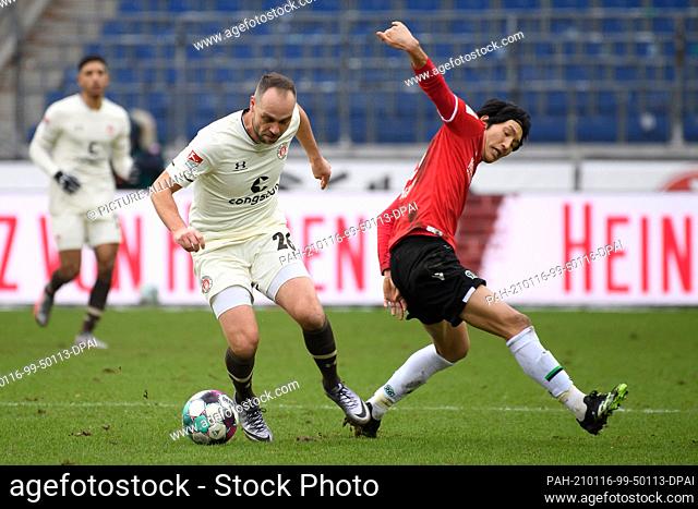 16 January 2021, Lower Saxony, Hanover: Soccer: 2. Bundesliga, Hannover 96 - FC St. Pauli, Matchday 16 at HDI Arena. St. Pauli's Rico Benatelli () plays against...