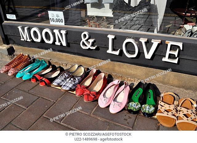 Seoul (South Korea): trendy shoes shop in the Bukchon neighborhood