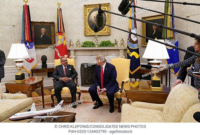 United States President Donald J. Trump, right, meets with His Royal Highness Prince Salman bin Hamad Al-Khalifa, Crown Prince, Deputy Supreme Commander