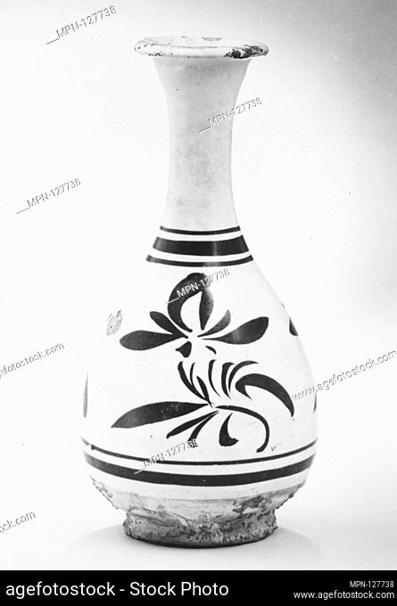 Vase. Period: Jin dynasty (1115-1234); Date: 12th-13th century; Culture: China; Medium: Stoneware (Cizhou ware); Dimensions: H. 8 in. (20