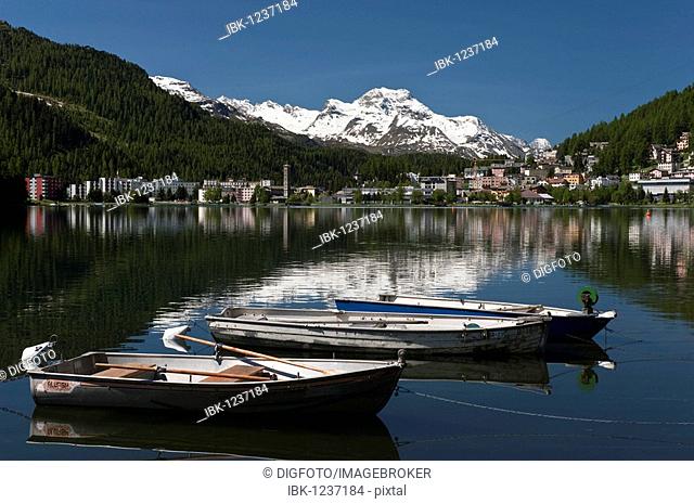 Lake St. Moritz, St. Moritz, Upper Engadine, Grisons, Switzerland, Europe