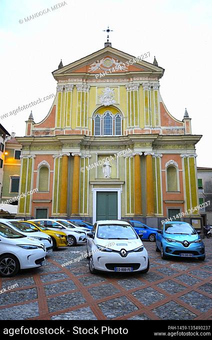 Dolceacqua, Italy - September 10, 2020: Riviera Electric Car Challenge Start in Dolceacqua, a small village in Liguria. Ligurien, Italien, Tourismus, Tourisme