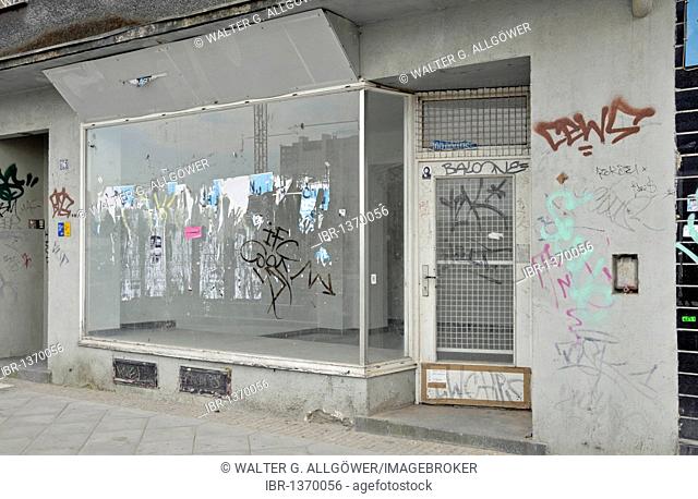 Closure of a business, vacant shop in Dortmund, North Rhine-Westphalia, Germany, Europe