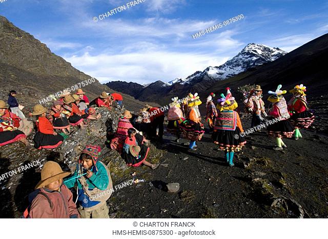 Peru, Carabaya Cordillera, Sinakara Range, Cuzco Province, Q'ero indigenous people, the ultimate descendants of Incas, Hatun community, Tinkuy ceremony