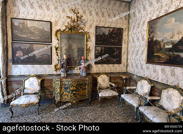 Parlatorium Room, Ca' Rezzonico, Palace, Museo del Settecento Veneziano Museum of 18th century Venice, Venice, Veneto, Italy, Europe
