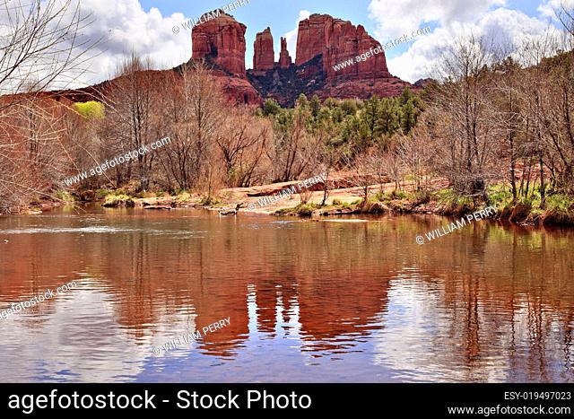 Cathedral Rock Canyon Oak Creek Reflection Sedona Arizona