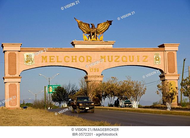 Entrance gate of the city of Múzquiz, Múzquiz, Coahuila, Mexico
