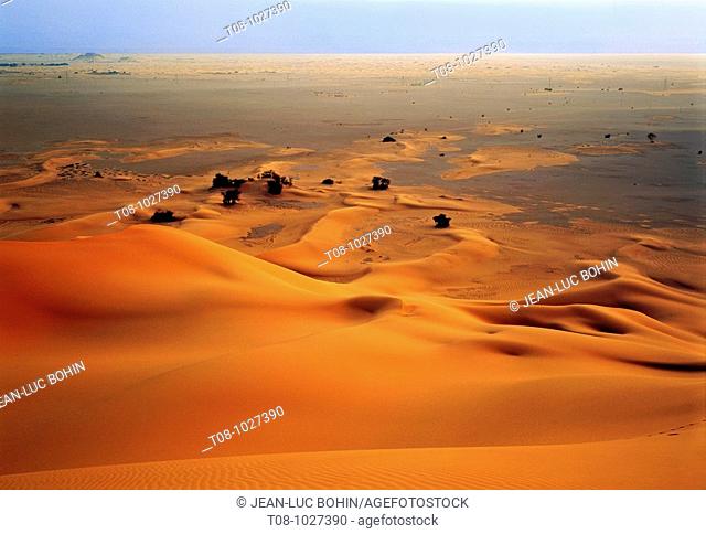 afrique, sahara, libye : désert sud-ouest, erg et reg