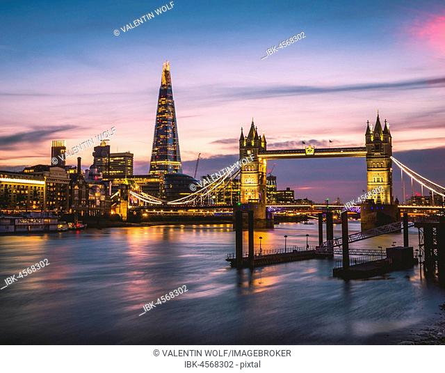 Themse, Tower Bridge, The Shard, Sunset, illuminated, Water view, Southwark, St Katharine's & Wapping, London, England, United Kingdom
