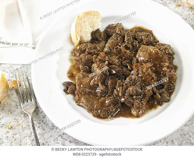 fricando / Fricando (Catalan beef stew)