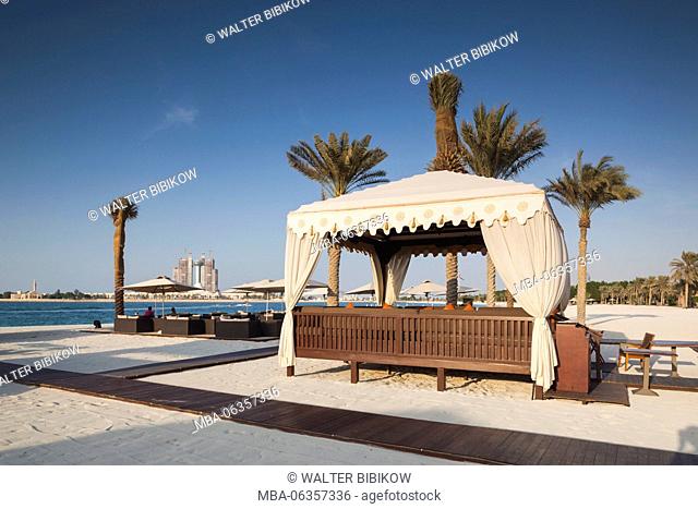 UAE, Abu Dhabi, Emirates Palace Hotel, beachfront