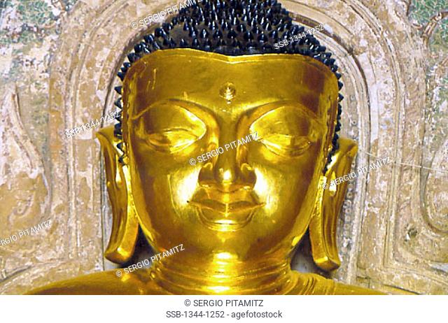 Close-up of a statue of Buddha, Htilominlo Temple, Bagan, Myanmar