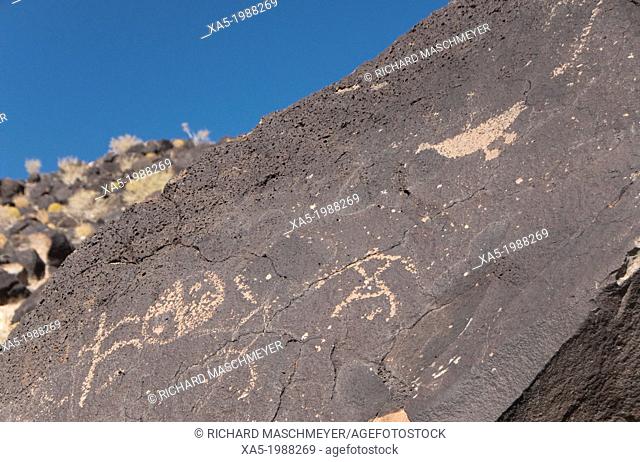 Indian petroglyphs, 400 to 700 years old, Petroglyph National Monument, New Mexico, USA